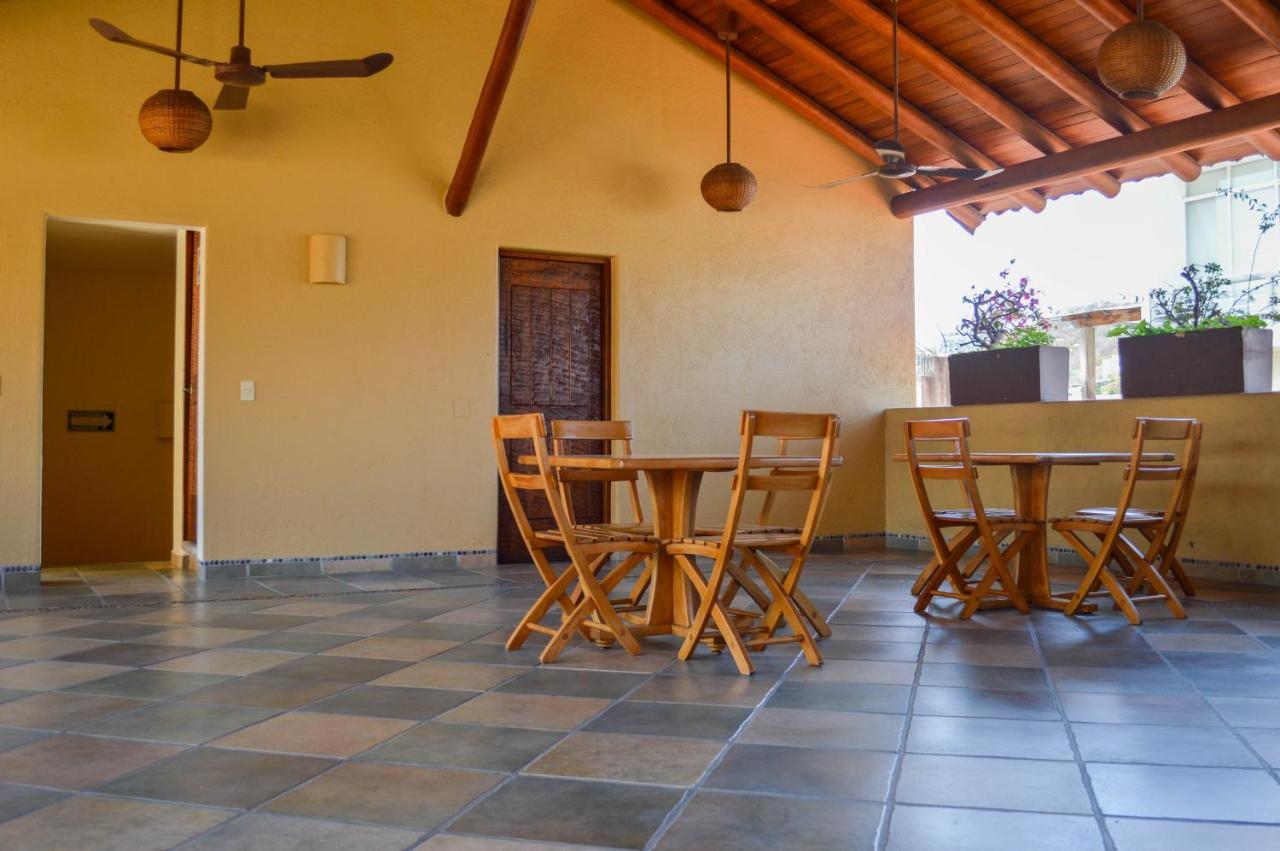 Casa Celeste Hotel Zihuatanejo Exterior foto